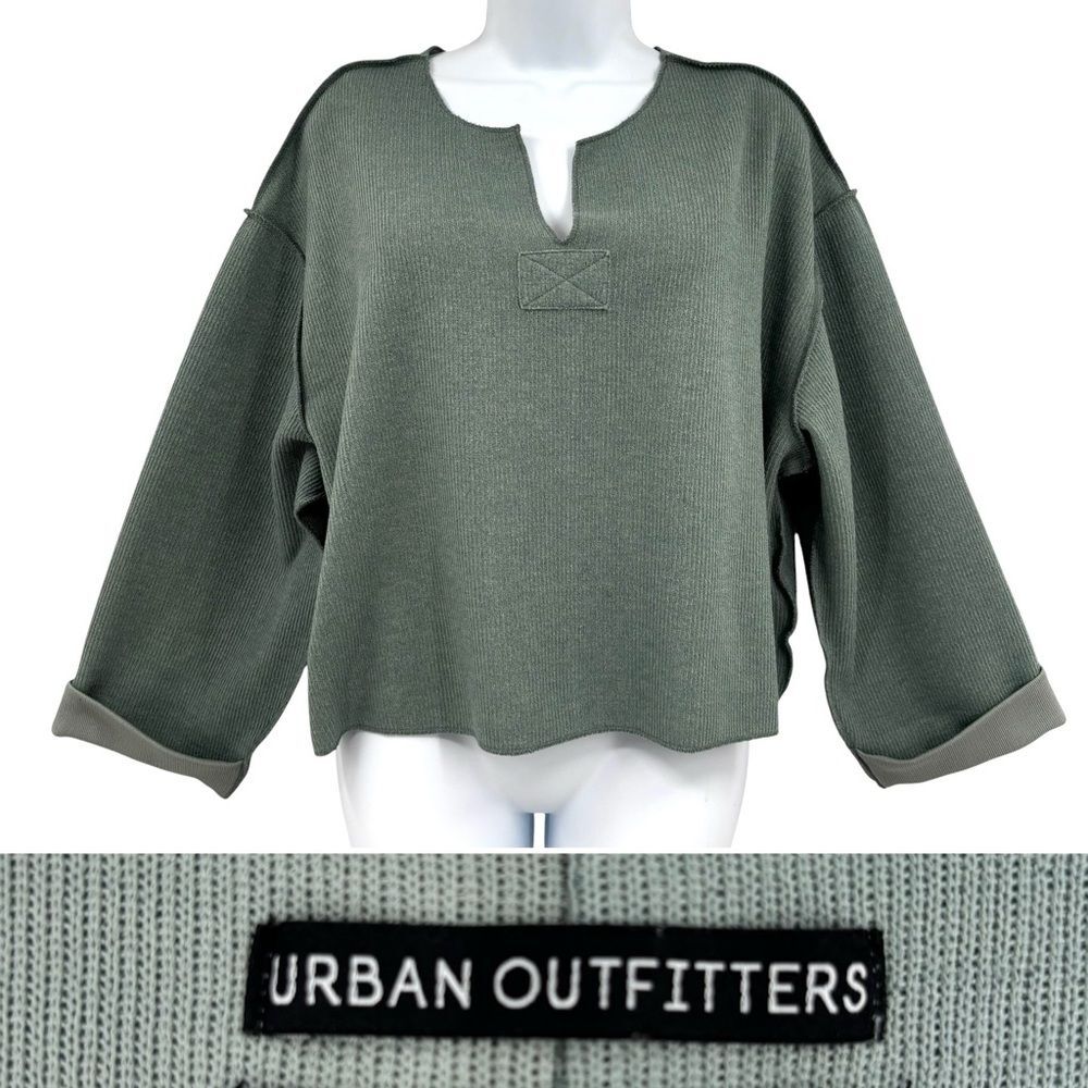 Urban Outfitters Sage Green Reversed Seam Ribbed 3/4 Sleeve Crop Top Sz. S